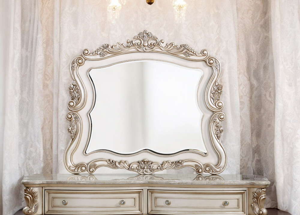 Gorsedd Mirror