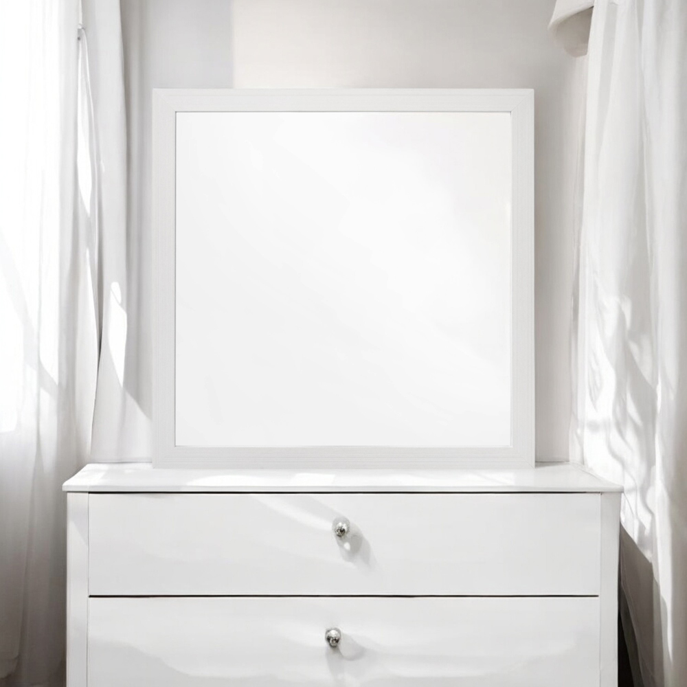 Casilda Mirror