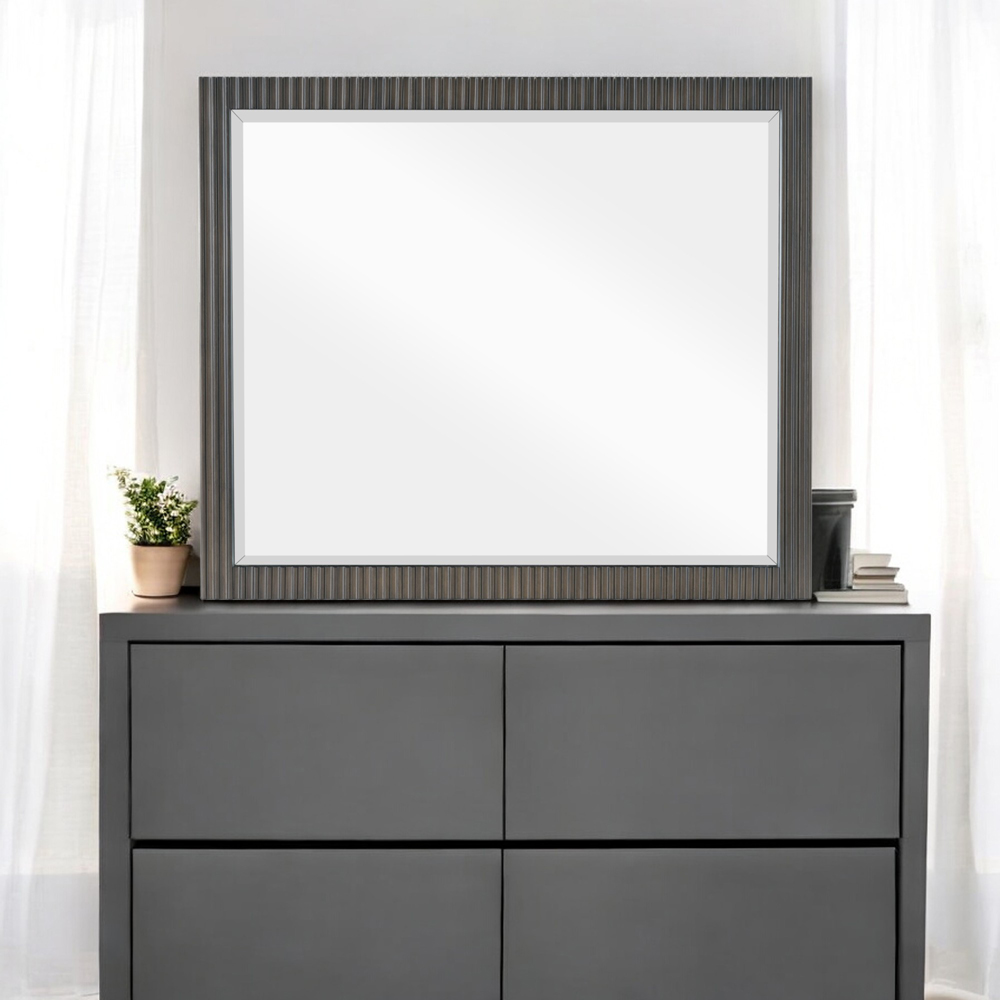 Clayten Mirror