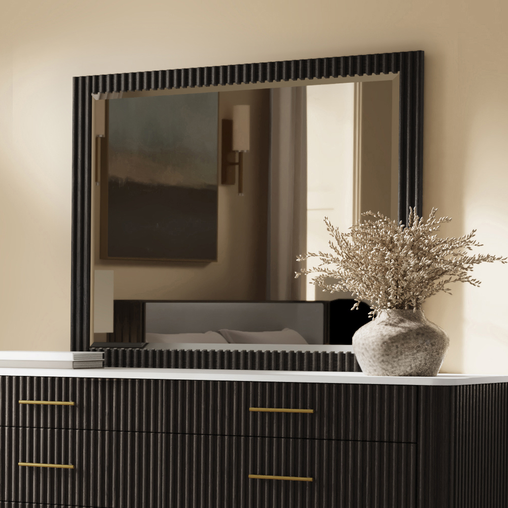Clayten Mirror