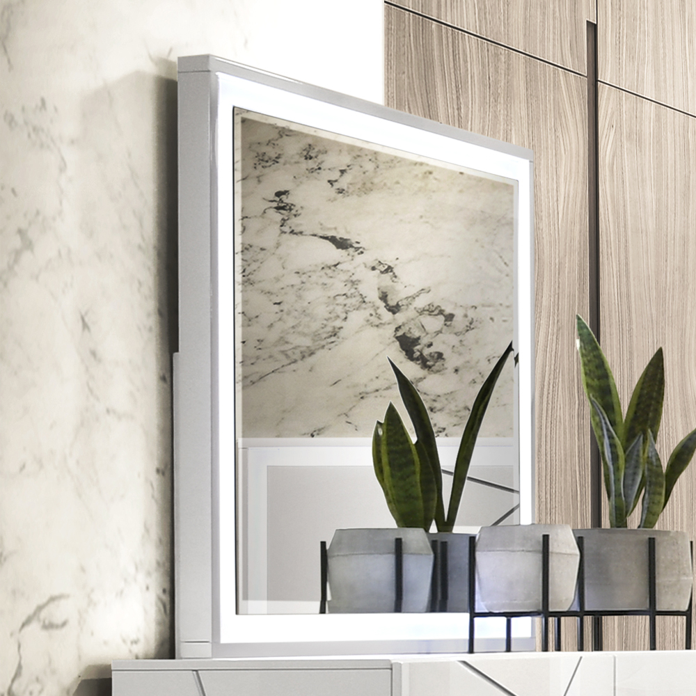 Esther Mirror w/LED